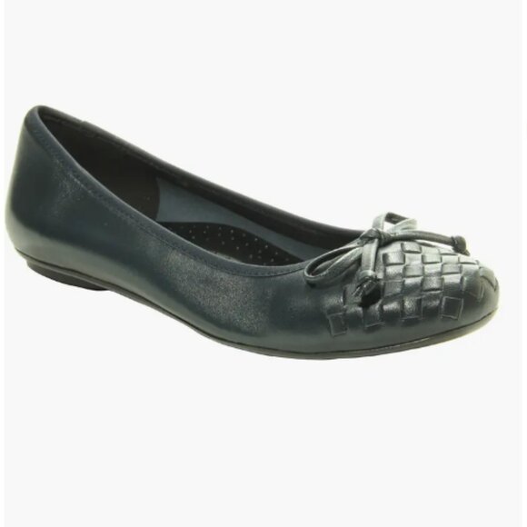 Vaneli Seeley Nappa Navy Flats - Picture 1 of 2